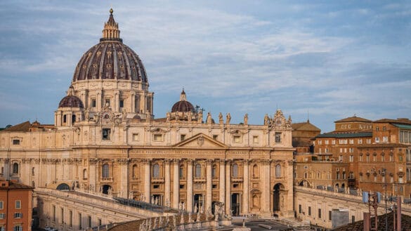 Conheça 10 curiosidades sobre a Basílica de São Pedro