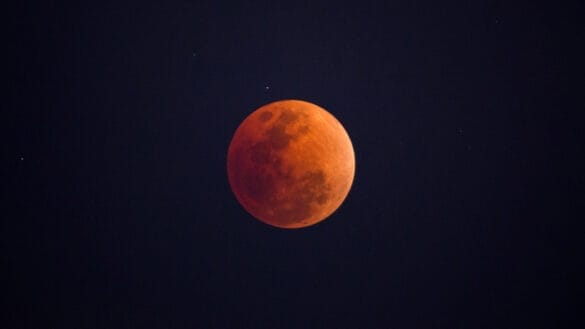 "Lua de Sangue": saiba onde o eclipse lunar de março pode ser visto